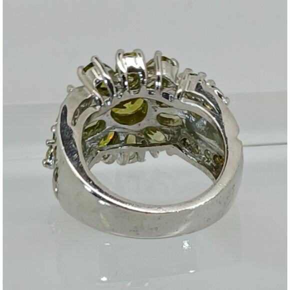 Vintage Ring Size 5.25 Silver Tone White Gold GP Lemon Olivine CZ Floral Cluster - Picture 6 of 10